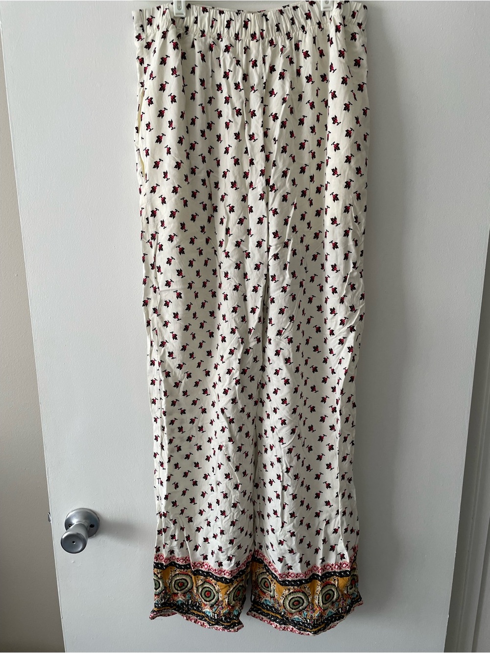 Xhilaration Cream Maxi Skirt with Red Print and Colorful Border
